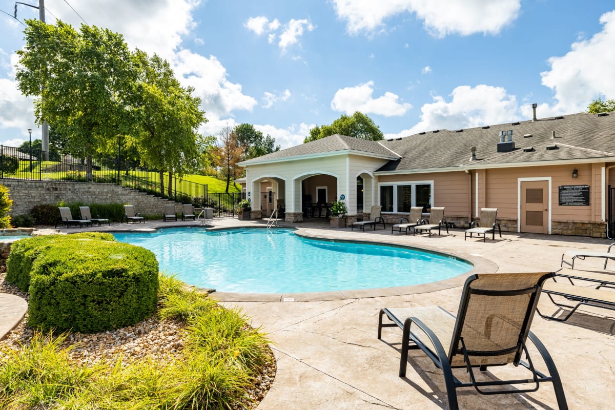 Overland Park, KS Apartments The Highlands Photos